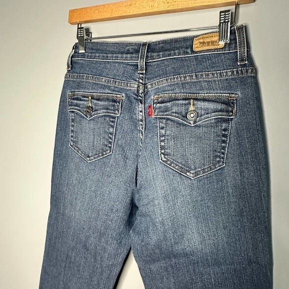 Levi's 512 Bootcut Perfectly Slimming Jeans Size 8P Medium - Picture 6 of 7